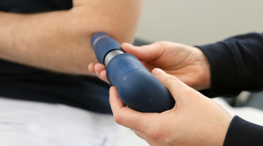 Bild: Stoßwellentherapie, Extrakorporale Stoßwellentherapie (ESWT)